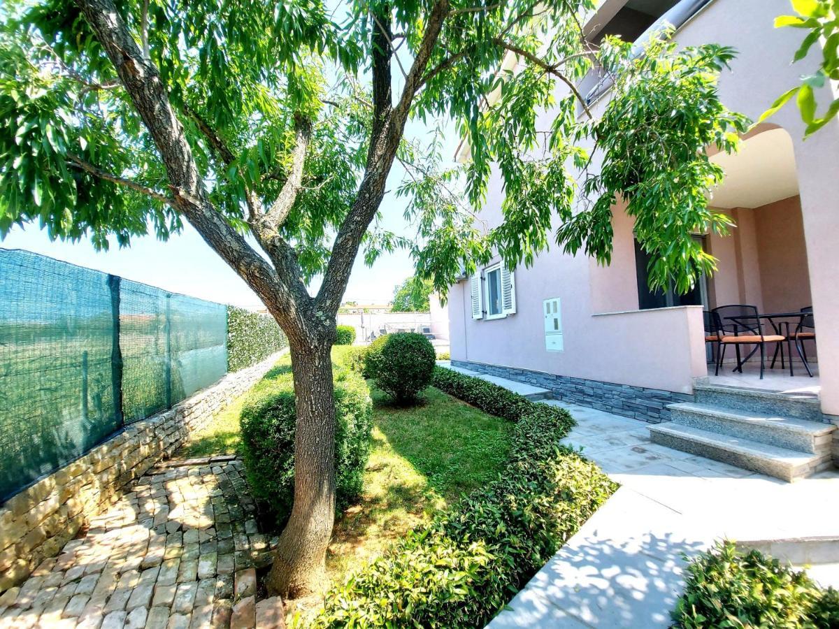Villa Mattea Galižana 외부 사진