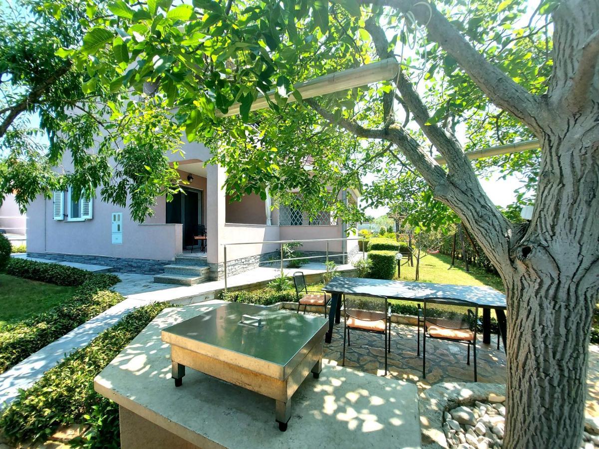 Villa Mattea Galižana 외부 사진